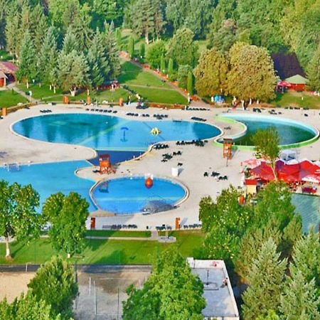 Relaxing & Welcome Apartment, Ared, Uta Арад Экстерьер фото