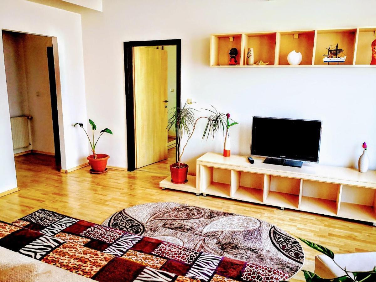 Relaxing & Welcome Apartment, Ared, Uta Арад Экстерьер фото
