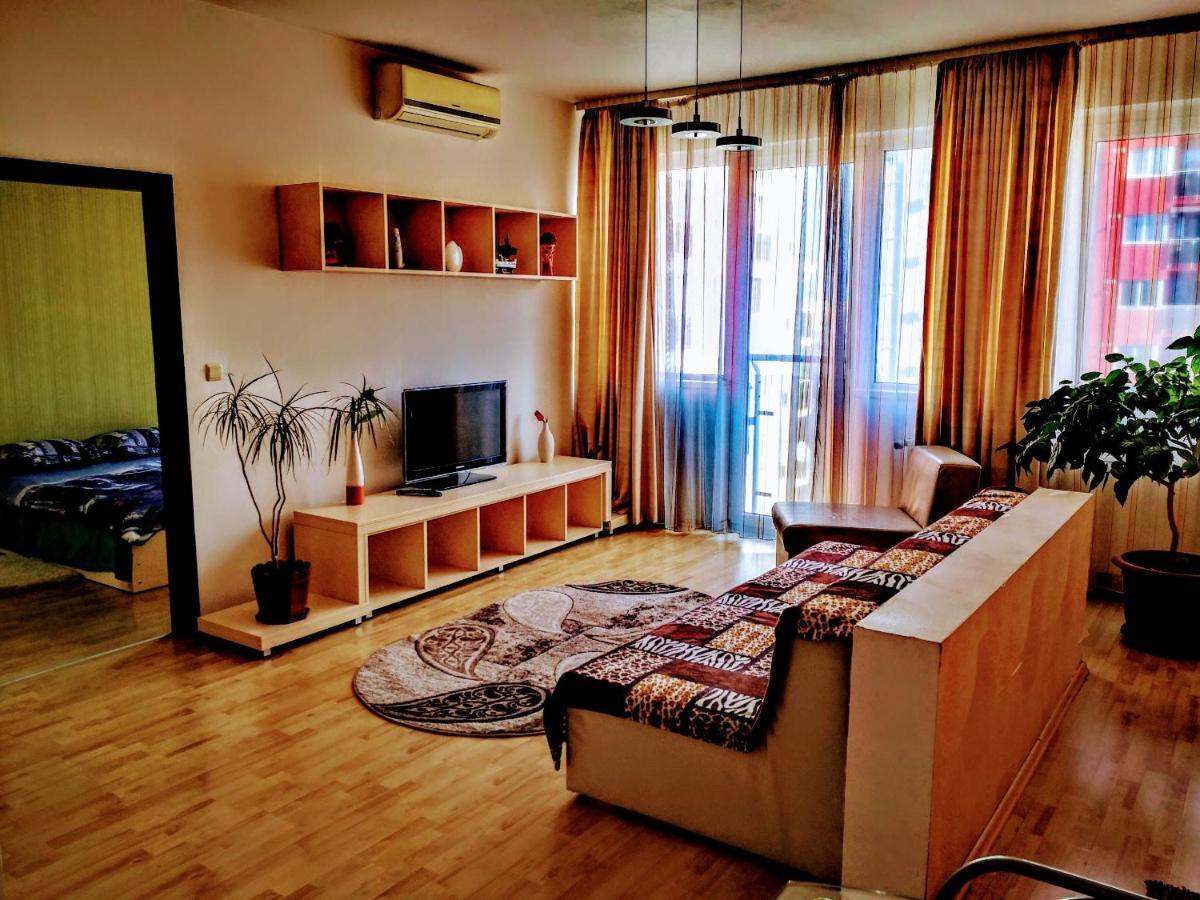 Relaxing & Welcome Apartment, Ared, Uta Арад Экстерьер фото